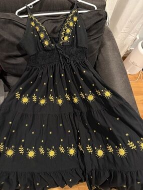ROMWE Black Sundress with Yellow Sun Embroidery